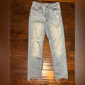 Levi’s Wedgie straight leg distressed Light Blue Jeans